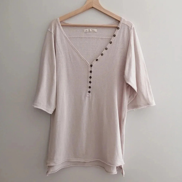 Free People We The Free Morgan Henley Short Sleeve in Prosecco Beige Medium - Picture 3 of 16